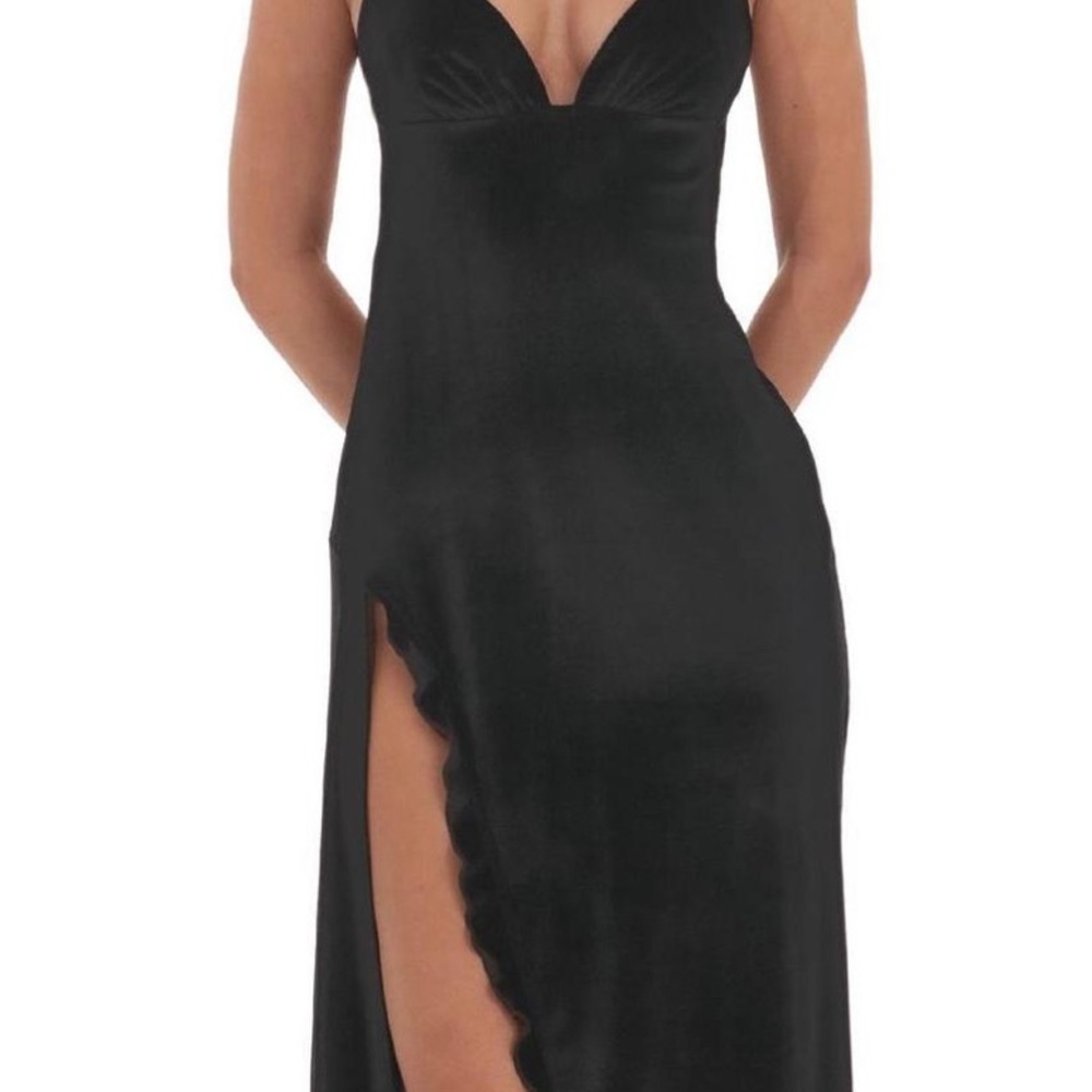 Elegant Black Evening Gown